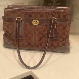 Coach Brown shoulder bag